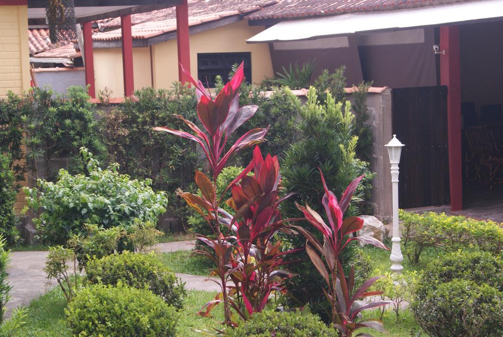 Hotel Pousada Vento Leste Cananéia Exterior foto